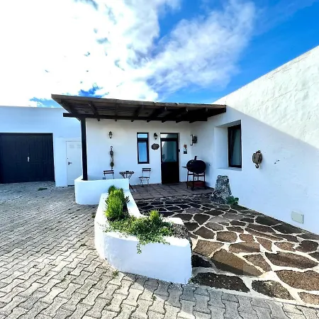Casa Grande Con Freewifi, Terraza, Barbacoa Y Vista A Montana *