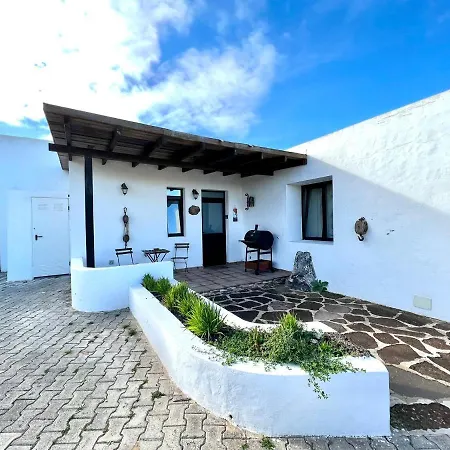 Casa Grande Con Freewifi, Terraza, Barbacoa Y Vista A Montana Vakantiehuis