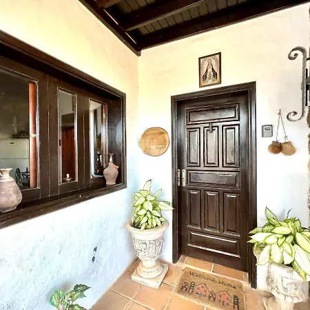Vakantiehuis Casa Grande Con Freewifi, Terraza, Barbacoa Y Vista A Montana