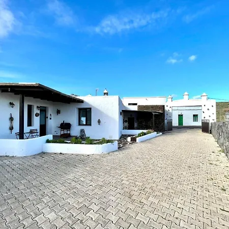 Casa Grande Con Freewifi, Terraza, Barbacoa Y Vista A Montana Vakantiehuis *
