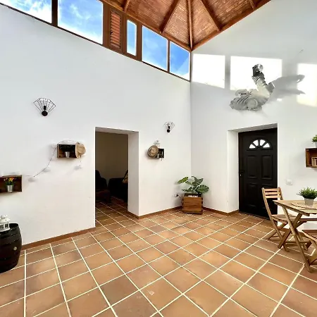 Casa Grande Con Freewifi, Terraza, Barbacoa Y Vista A Montana Feriehus