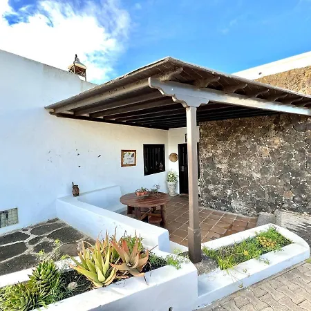 Feriehus Casa Grande Con Freewifi, Terraza, Barbacoa Y Vista A Montana